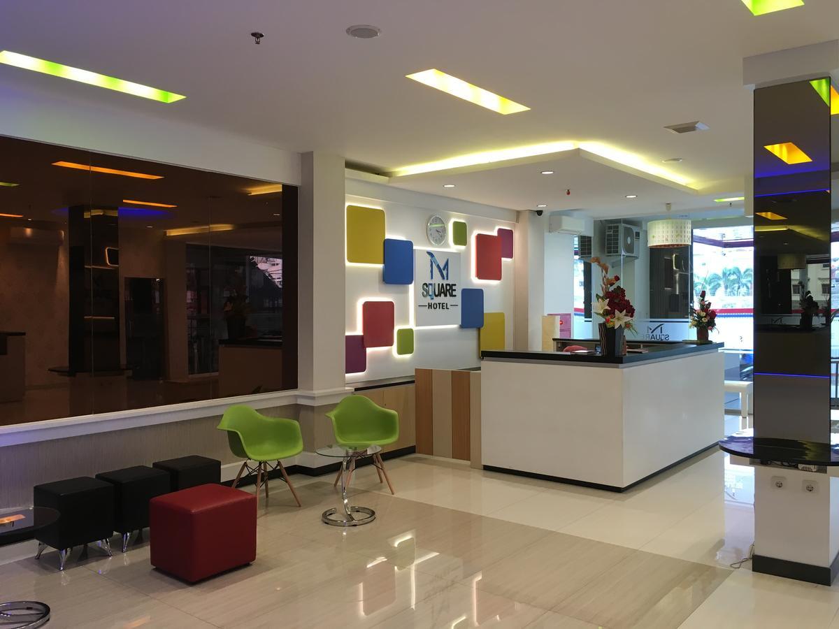 Hotel Msquare Palembang Esterno foto
