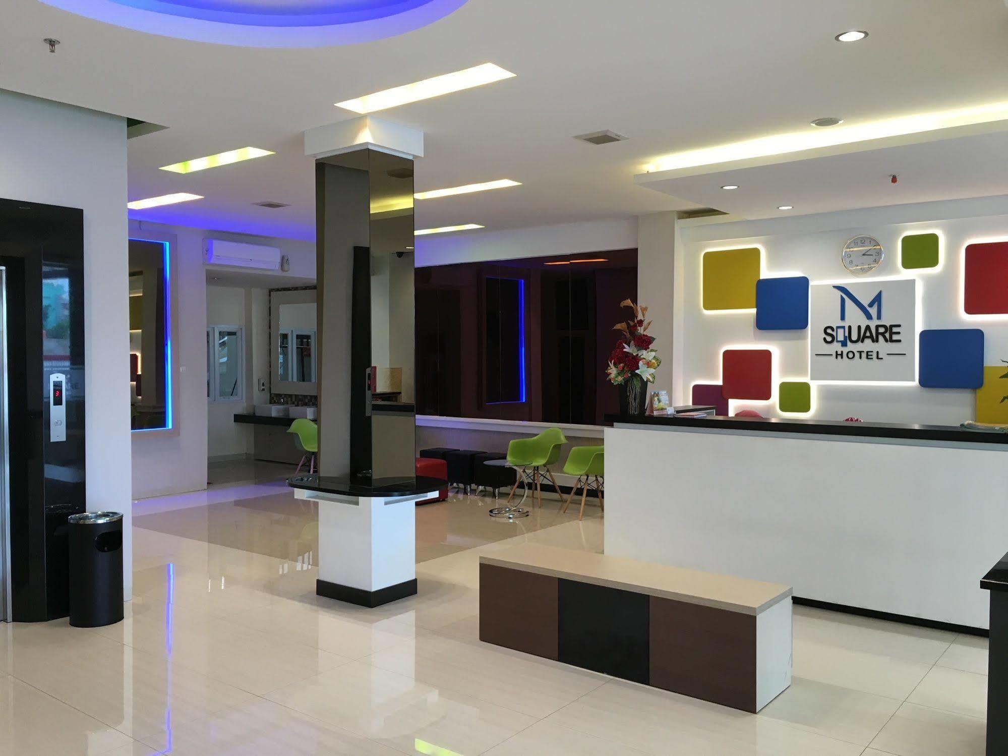 Hotel Msquare Palembang Esterno foto
