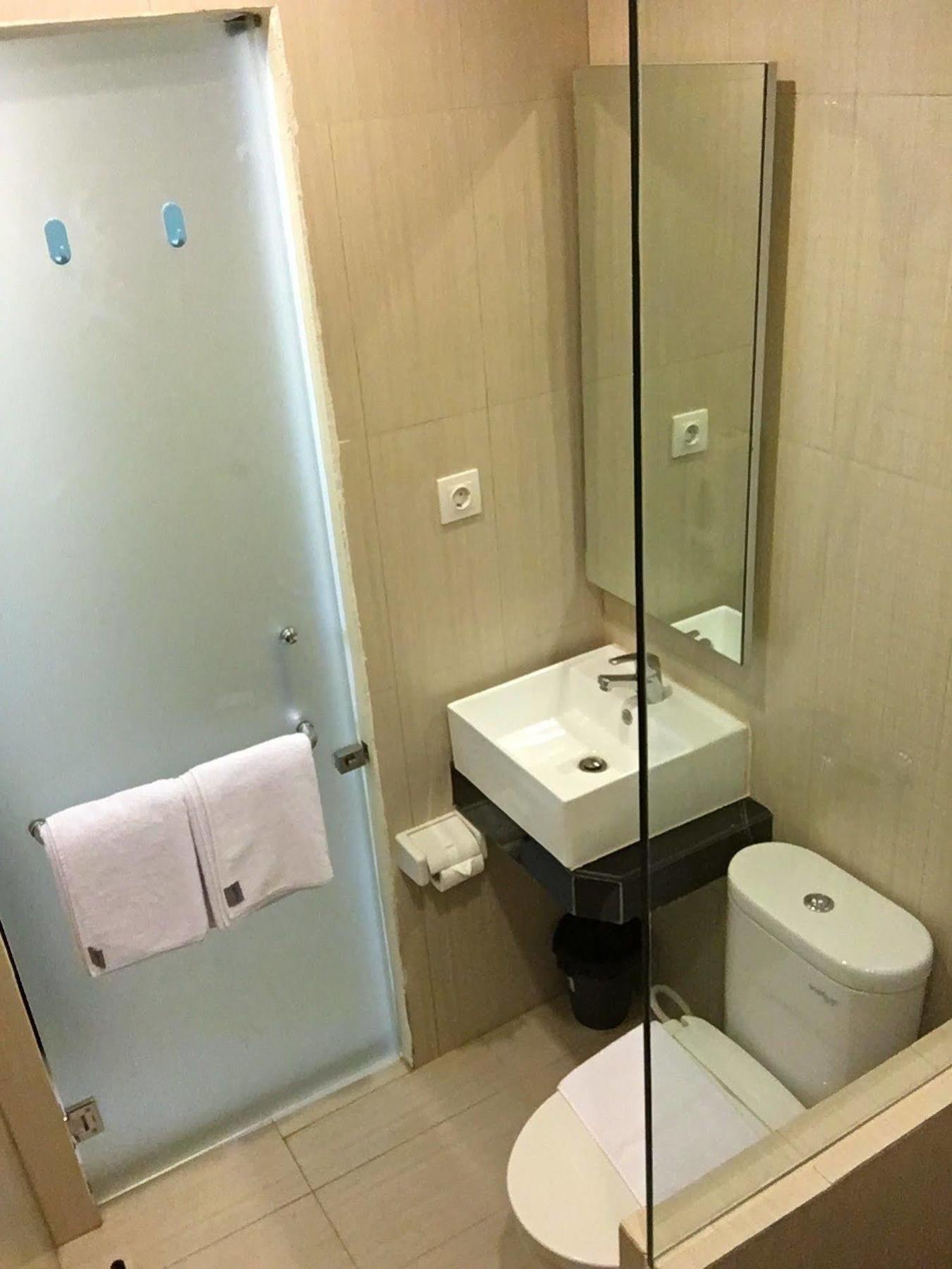 Hotel Msquare Palembang Esterno foto